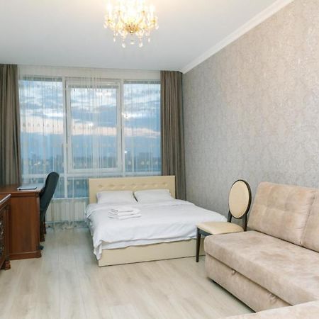 Apart Assistant On Smart Plaza 基輔 外观 照片