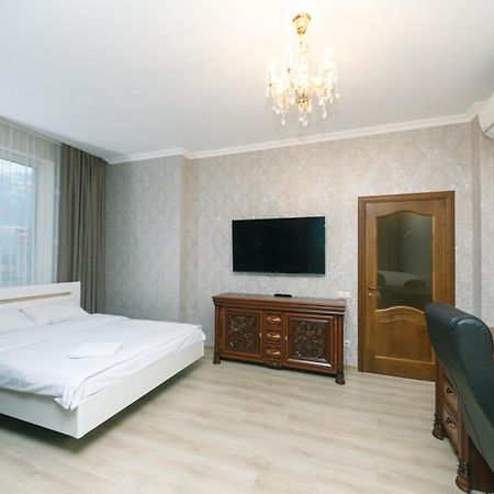Apart Assistant On Smart Plaza 基輔 外观 照片